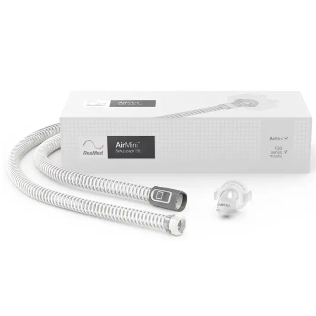 The ResMed AirMini™ F30 setup pack connects your AirMini to a ResMed F30 CPAP full face mask. It includes an AirMini F30 mask connector and air tubing.