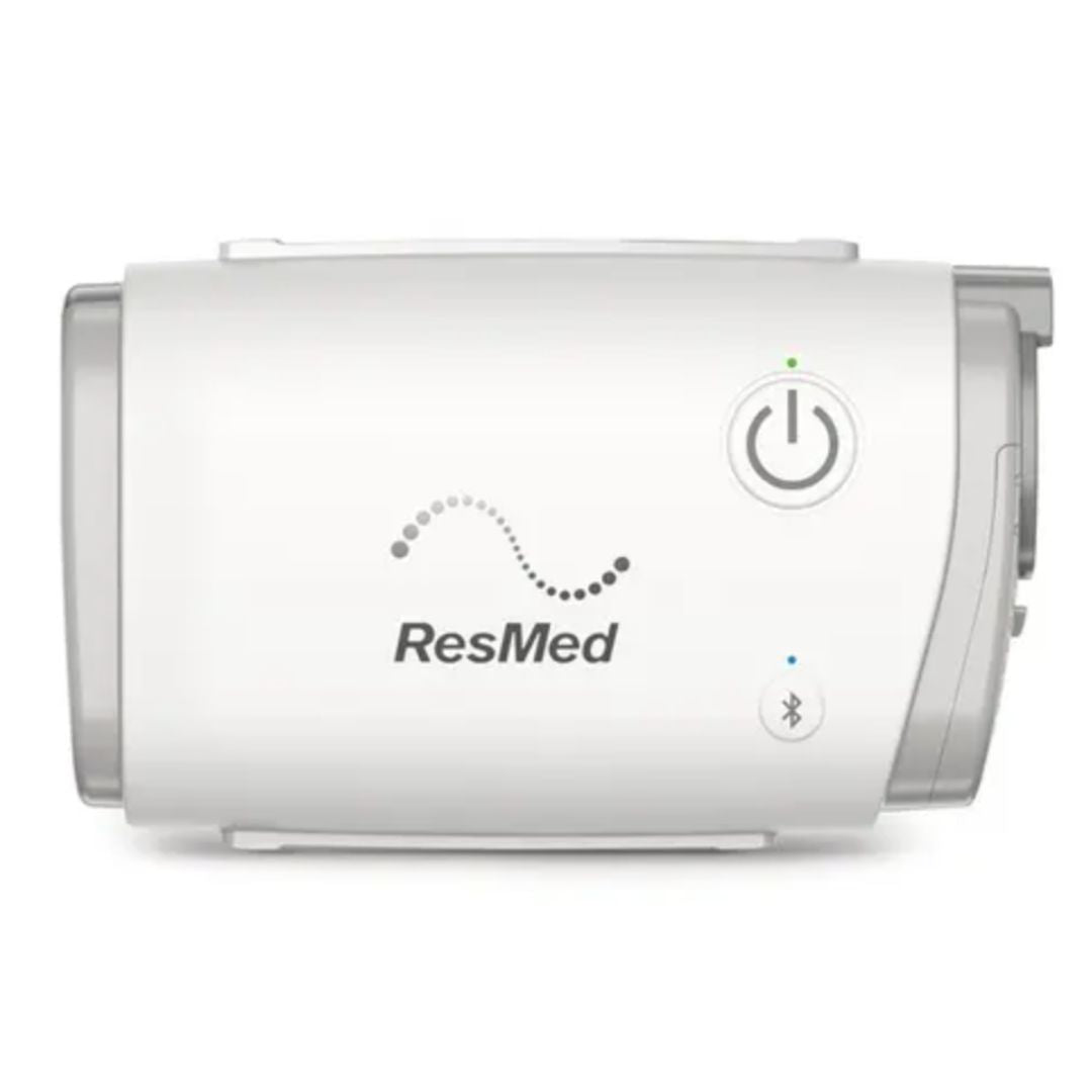 The AirMini Auto Travel CPAP delivers convenience and comfort to its users in a small, lightweight, and travel-friendly package. The AirMini Auto Travel CPAP machine is built with frequent travelers in mind, weighing only 10.6 ounces and easily fitting in a travel bag or suitcase. The functionalities and features of the ResMed AirSense 10 Auto CPAP machine are relatively the same as ResMed AirMini. Additionally, the users can carry it on long distance flights, camping trips, cruises, and road trips.