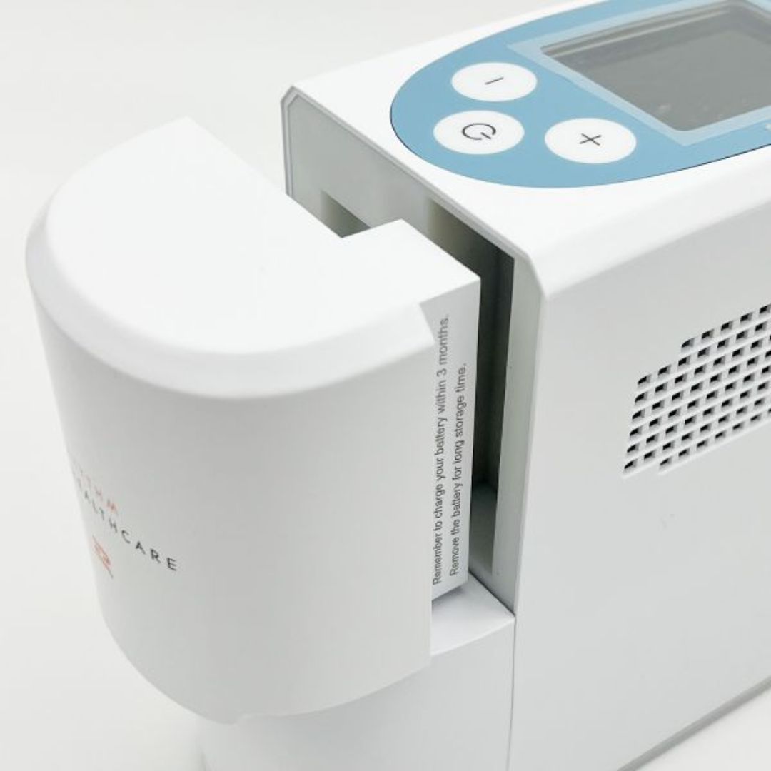 The external extra battery for the Rhythm P2 Portable Oxygen Concentrator. Makes traveling easier.