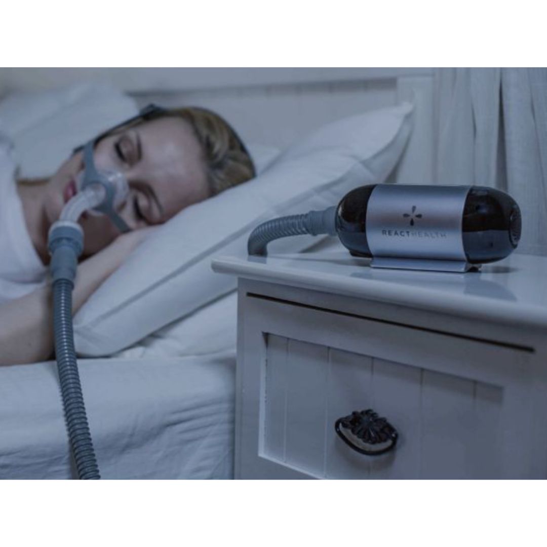 Luna TravelPAP is a small and lightweight PAP device that offers you the freedom to get a good night’s sleep no matter where you go. This travel CPAP is compatible to ResMed AirMini travel CPAP