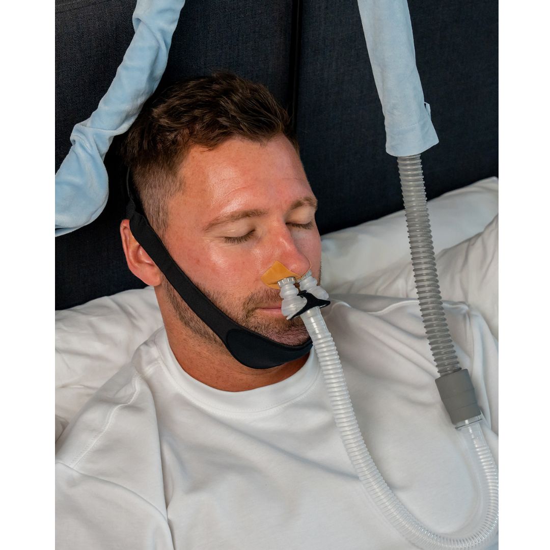 Bleep Eclipse Starter Kit - Innovative no leak PAP mask with MagSeal™ Technology, no headgear required, and hypoallergenic Halo patches for a comfortable fit.